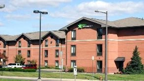 Extended Stay America PHL Airport Parking - Outdoor Self Park